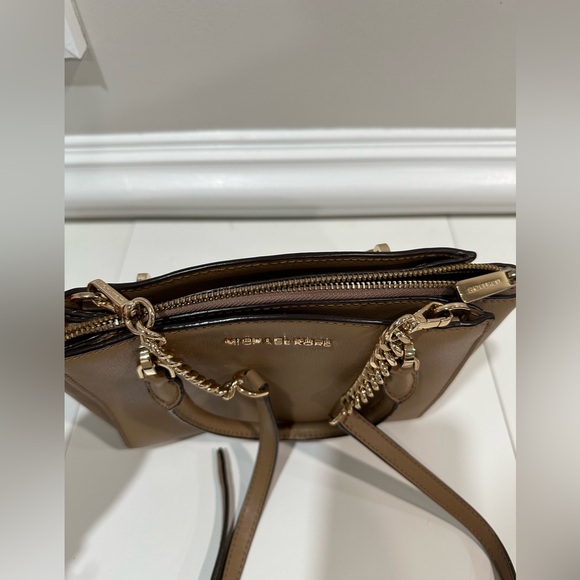 Michael Kors Tan Ellis satchel with crossbody chain - Picture 8 of 9